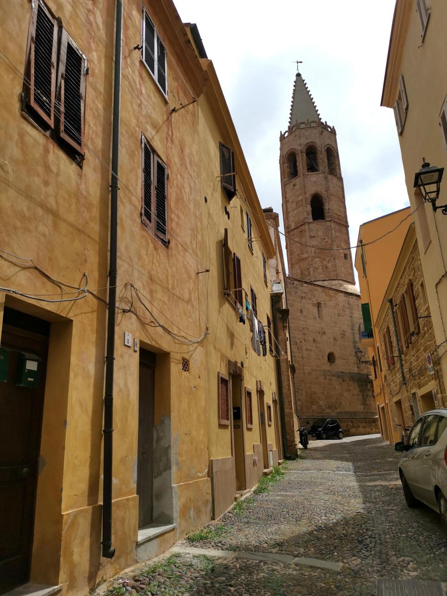 Casa Vacanza Il Campanile อาลเกโร ภายนอก รูปภาพ